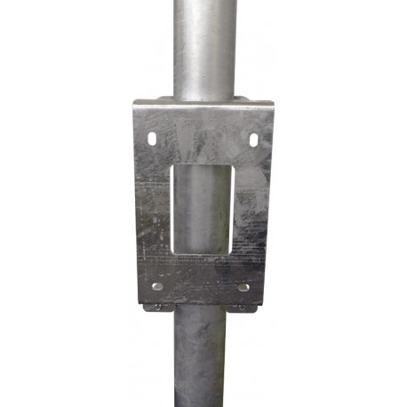 Platine avec 1/2 bride de fixation abreuvoir Resinox II sur poteau