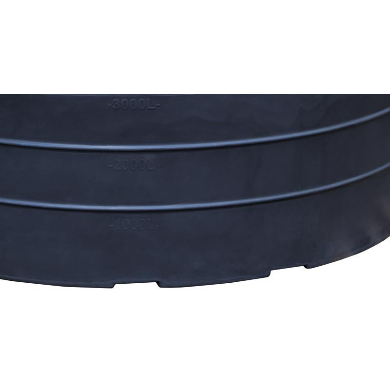 Cuve de stockage aérienne verticale 5000 l. ø 1,95 m : p1160408