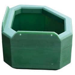 Mangeoire pour poulinière : p1210303