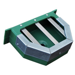 Mangeoire murale : p1210307