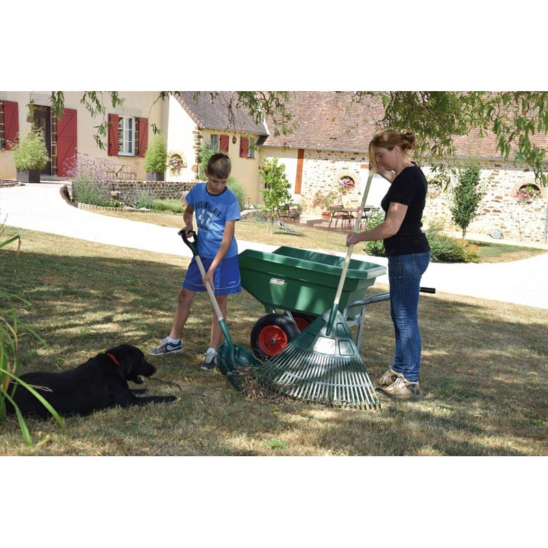 Râteau triangle 80 cm : p1212941