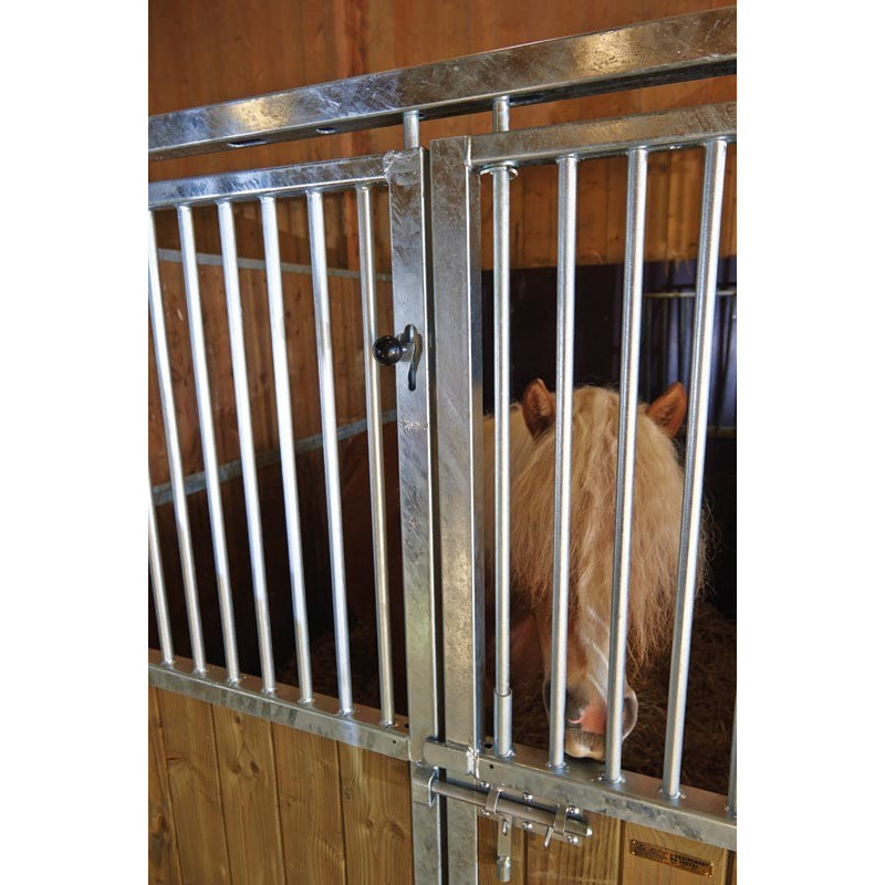 Façade ouvrante barreaudée 3 m avec porte battante barreaudée : p12...