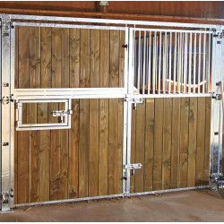 Façade ouvrante pleine bois 3 m avec porte battante : p1240504