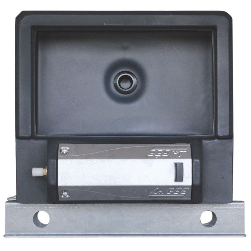 Abreuvoir Polybac 25 M simple avec rebord intérieur et support de f...