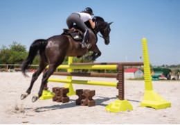 Comment créer un parcours de saut d'obstacles ?