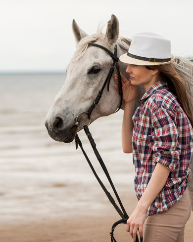 Partir en vacances avec son cheval : nos conseils pour un séjour équestre réussi
